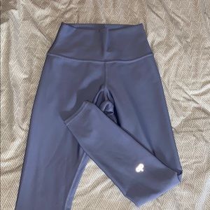 Lavender Alo yoga pants